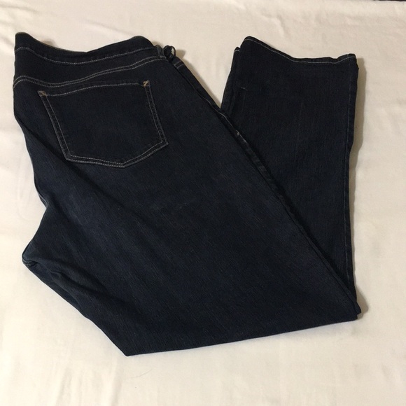 Women size 16Regular Old Navy Jeans - Picture 2 of 6